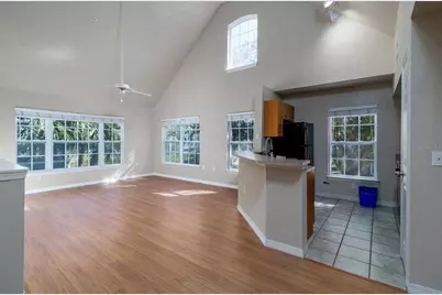 5500 Rosehill Road #204, Sarasota, FL 34233 - Photo 9