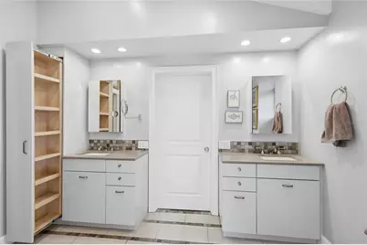 1690 Pine Harrier Circle, Sarasota, FL 34231 - Photo 15