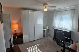 64 Circlewood Dr, Venice, FL 34293 - Photo 9