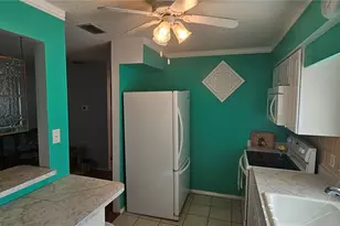 64 Circlewood Dr, Venice, FL 34293 - Photo 15