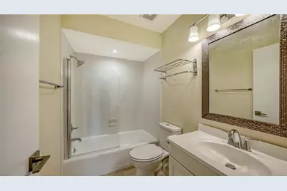 631 N Orange Avenue #208, Sarasota, FL 34236 - Photo 15