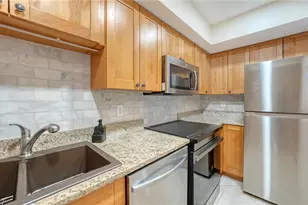 631 N Orange Ave, Sarasota, FL 34236 - Photo 11