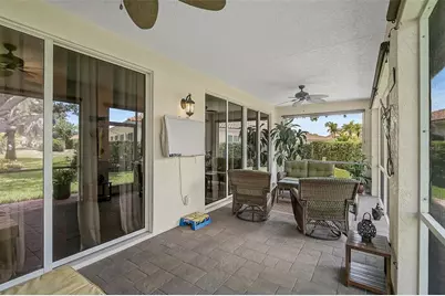 7341 Golf Pointe Circle, Sarasota, FL 34243 - Photo 37