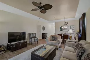 7341 Golf Pointe Cir, Sarasota, FL 34243 - Photo 19