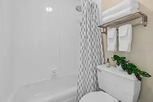 7150 N Tamiami Trl, Sarasota, FL 34243 - Photo 13