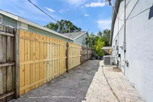 4514 Cactus Ave, Sarasota, FL 34231 - Photo 39