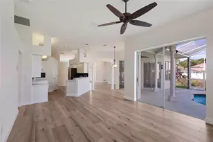 7111 41st Ln E, Sarasota, FL 34243 - Photo 15