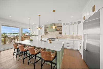 525 68th Street, Holmes Beach, FL 34217 - Photo 9