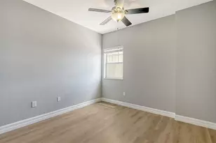 1064 N Tamiami Trl, Sarasota, FL 34236 - Photo 27