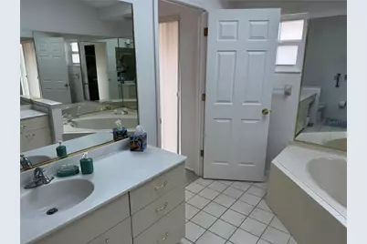 3117 Lake Park Lane #15, Sarasota, FL 34231 - Photo 21