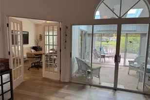 3117 Lake Park Ln, Sarasota, FL 34231 - Photo 7