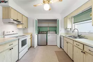 4606 Tippecanoe Trail, Sarasota, FL 34233 - Photo 7