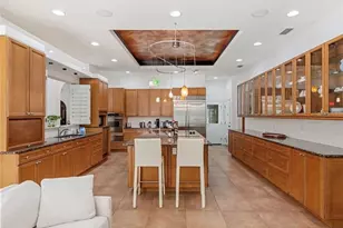 4583 Baycedar Ln, Sarasota, FL 34241 - Photo 9