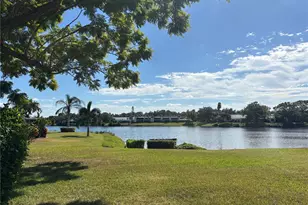 523 Spring Lakes Blvd, Bradenton, FL 34210 - Photo 27