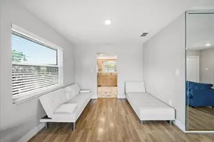 5883 Whistlewood Cir, Sarasota, FL 34232 - Photo 11