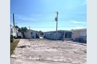 2208 Iowa Avenue, Bradenton, FL 34207 - Photo 5