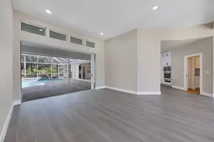 6615 Hunter Combe Crossing, University Park, FL 34201 - Photo 9