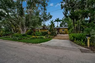 1684 Spring Creek Dr, Sarasota, FL 34239 - Photo 59