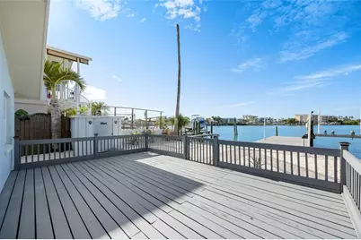 360 145th Avenue E, Madeira Beach, FL 33708 - Photo 39