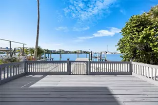 360 145th Ave E, Madeira Beach, FL 33708 - Photo 35