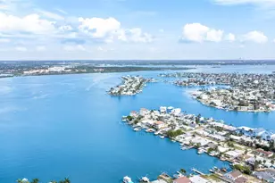 360 145th Ave E, Madeira Beach, FL 33708 - Photo 49