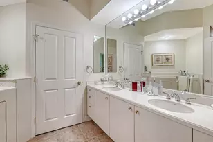 5232 Parisienne Pl, Sarasota, FL 34238 - Photo 23