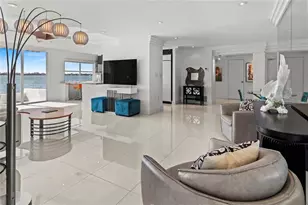 400 Golden Gate Point, Sarasota, FL 34236 - Photo 3