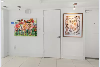 400 Golden Gate Point #11, Sarasota, FL 34236 - Photo 25