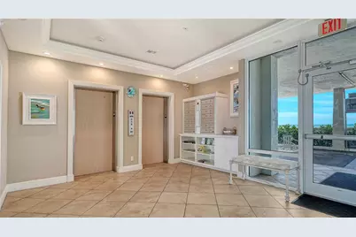 2721 Gulf Of Mexico Drive #408, Longboat Key, FL 34228 - Photo 31