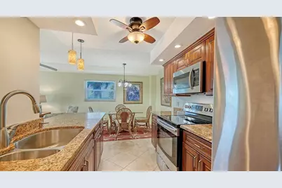 2721 Gulf Of Mexico Drive #408, Longboat Key, FL 34228 - Photo 21