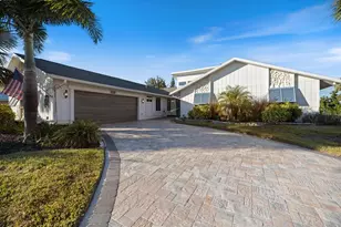 238 Lookout Point Dr, Osprey, FL 34229 - Photo 7