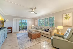 1701 Southwood St, Sarasota, FL 34231 - Photo 9