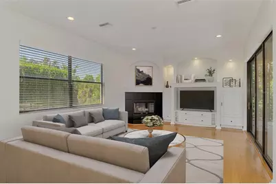 5684 Eastwind Drive, Sarasota, FL 34233 - Photo 23