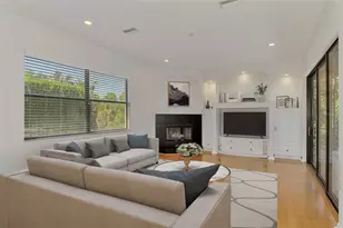 5684 Eastwind Dr, Sarasota, FL 34233 - Photo 23