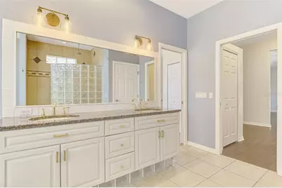 5684 Eastwind Drive, Sarasota, FL 34233 - Photo 31