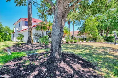 5684 Eastwind Drive, Sarasota, FL 34233 - Photo 5
