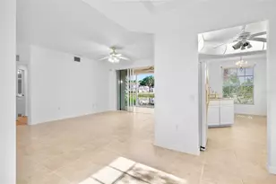 4463 Cinnamon Dr, Sarasota, FL 34238 - Photo 11