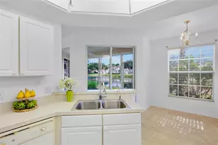 4463 Cinnamon Dr, Sarasota, FL 34238 - Photo 5