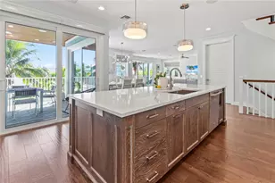 519 Villa Rosa Way, Anna Maria, FL 34216 - Photo 31