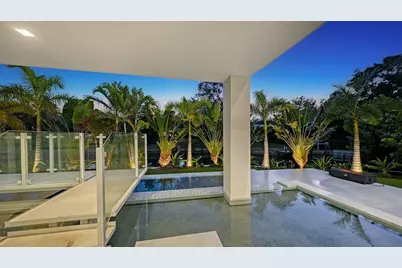 1610 N Lodge Drive, Sarasota, FL 34239 - Photo 23