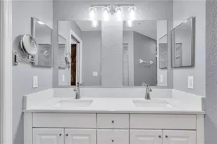 6421 Bay Cedar Ln, Bradenton, FL 34203 - Photo 17