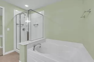 1245 Burgos Dr, Sarasota, FL 34238 - Photo 13