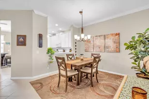 8151 Victoria Falls Cir, Sarasota, FL 34243 - Photo 13