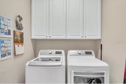 8151 Victoria Falls Circle, Sarasota, FL 34243 - Photo 35