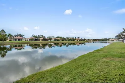 8151 Victoria Falls Circle, Sarasota, FL 34243 - Photo 37