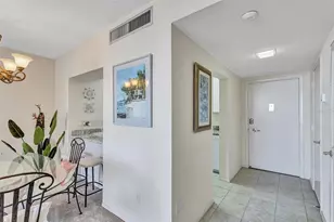 1212 Benjamin Franklin Dr, Sarasota, FL 34236 - Photo 11