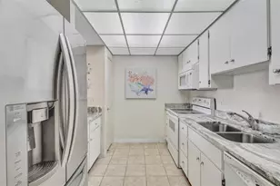 1212 Benjamin Franklin Dr, Sarasota, FL 34236 - Photo 13