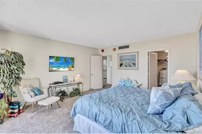 1212 Benjamin Franklin Drive #1105, Sarasota, FL 34236 - Photo 17