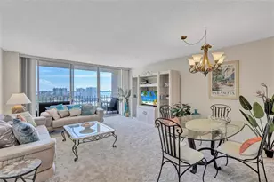 1212 Benjamin Franklin Dr, Sarasota, FL 34236 - Photo 7