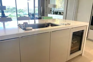 1581 Gulf of Mexico Dr, Longboat Key, FL 34228 - Photo 11